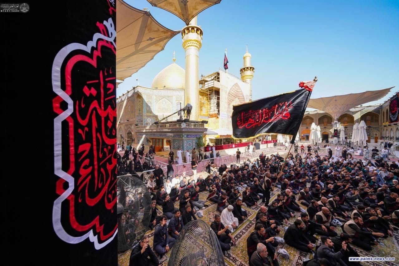 مجموعة كبيرة من منتسبي وزوار العتبة العلوية المقدّسة يُحيون ذكرى شهادة الصدّيقة فاطمة الزهراء "عليها السلام" من داخل مرقد أمير المؤمنين.